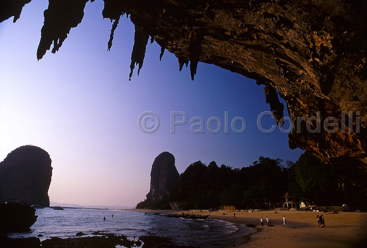 Ao Nang beach, Krabi, Thailand
 (cod:Thailand 14)